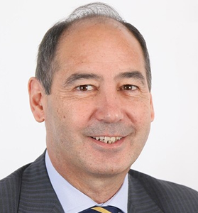 Desmond Vertannes